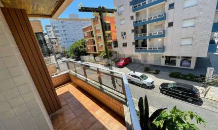 Apartamento 03 dormitórios suíte, mobiliado, sacada, churrasqueira, box, Centro, Capão da Canoa.