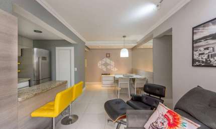 Apartamento de 2 quartos e 1 vaga no Centro Histórico