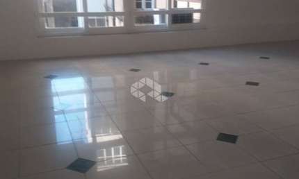 Oportunidade Imperdível: Sala Comercial no Centro Histórico de Porto Alegre!