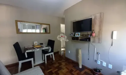 More em apartameno 2 dormitórios ao lado do Barra ]shopping Cristal