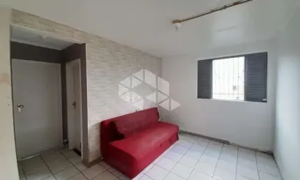 Apartamento à venda de 2 quartos e 1 vaga de garagem fixa no bairro Rubem Berta em Porto Alegre - RS.
