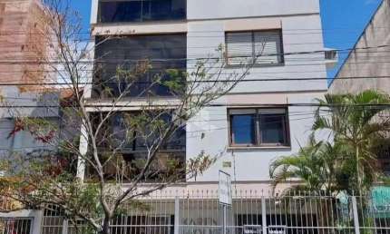 Apartamento com 83 m² privativos, 02 dormitórios, garagem e elevador