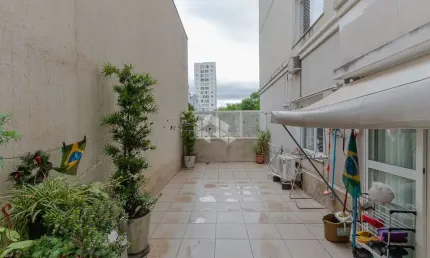 Apartamento Garden no bairro Santana em Porto Alegre de 2 dormitórios, terraço e vaga