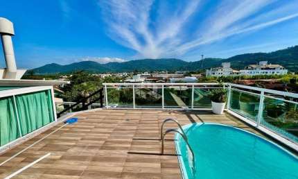 COBERTURA DE 3 QUARTOS (1 SUÍTE) E PISCINA NO CENTRINHO DA LAGOA