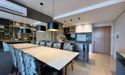 Apartamento de 3 dormitórios, 1 suíte, mobiliado e decorado, área de serviço, em Atlântida
