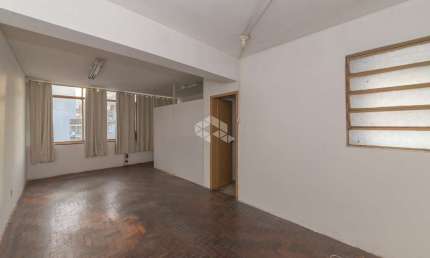 Sala comercial à venda na Rua Vigário José Inácio, 250, Centro Histórico, Porto Alegre
