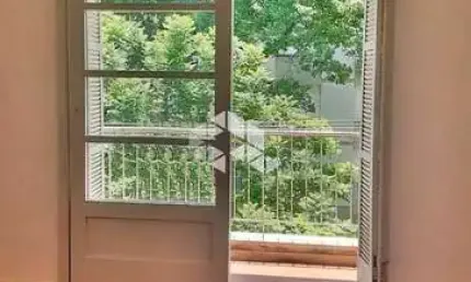 Apartamento 2 dormitórios e vaga no bairro Petrópolis