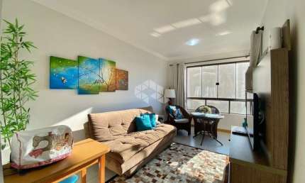 Apartamento 02 quartos no Centro de Capão da Canoa!