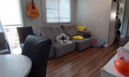 Apartamento 3 dormitórios, suíte,  banheiro, sacada 1 vaga de garagem no bairro Humaitá, em Porto Alegre.