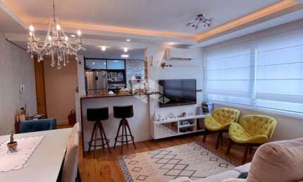 Apartamento de 2 dormitorios e 1 vaga de garagem coberta