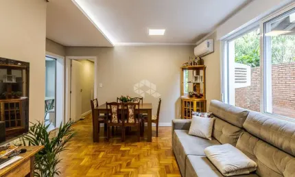 Exelente apartamento três  dormitórios , um com súite  no bairro auxiliadora.