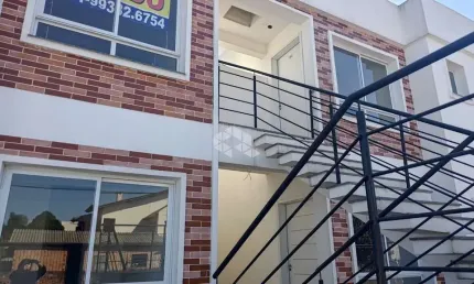 Apartamento novo, aceita pet, pátio,  2 quartos, 1 banheiro, janela grande