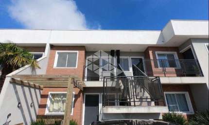 Apartamento 2 dormitórios Bairro Olaria em condomínio fechado