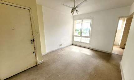 Apartamento 2 quartos, garagem para 1 carro e elevador -  entre os bairros Teresópolis e Nonoai. 
