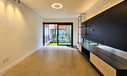 Apartamento 80,64m², semi mobiliado, localizado na Avenida das hortênsias , PLanalto