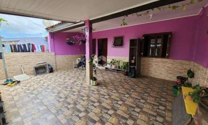 Casa com 2 dormitórios à venda no Centro Novo em Eldorado do Sul-RS