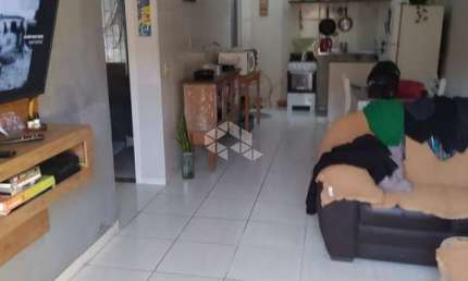 CASA COM 2 DORMITÓRIOS SENDO UMA SUÍTE, NO BAIRRO INGLESES DO RIO VERMELHO - FLORIANÓPOLIS SC
