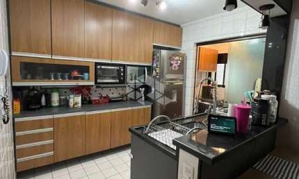 Apartamento com 3 dormitórios, 1 suíte  no bairro Casa Verde 91,00 m²