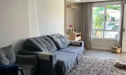 Casa térrea em condominio, 4 dormitórios, sendo 1 suíte, 2 vagas de garagem. Central Park Cachoeirinha