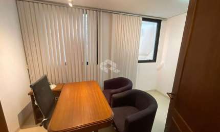 Oportunidade Imperdível: Sala Comercial no Bairro Rio Branco, MOBILIADA