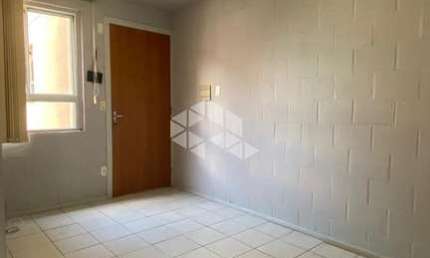 Apartamento com 2 dormitórios, 1 vaga de carro rotativa, bairro Rubem Berta, Porto Alegre.com área total de 42.78m2 e privativa de 37,58m2