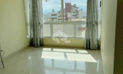Apartamento 2 quatros e 2 vagas no bairro Menino Deus -