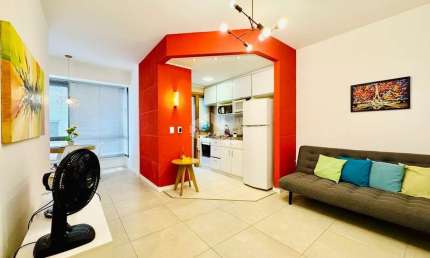 Apartamento 1 dormitório, 1 suíte e 1 vaga, Menino Deus, Porto Alegre.
