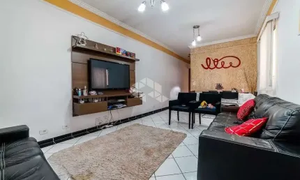 Sobrado na Vila Mazzei com 3 dormitórios e 2 vagas de garagem