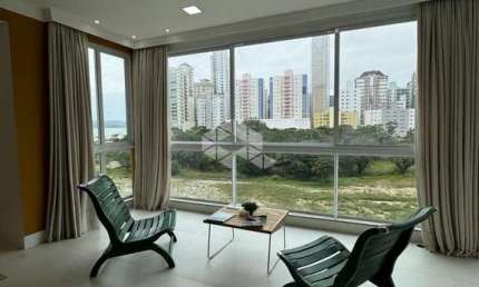 Apartamento vista mar  diferenciado mobiliado e decorado em itapema - sc