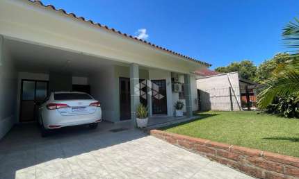 Casa com 3 quartos à venda na Avenida Nestor Frederico Henn, 891, Centro, Vera Cruz