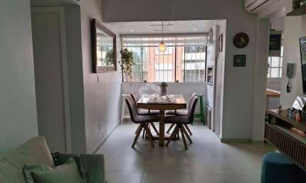 Apartamento a venda com 58m² em condomínio com infra, 2 dormitórios e 1 vaga