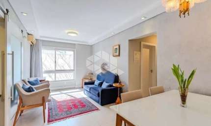 Apartamento de 3 dormitórios com 1 vaga no Bairro Bom Fim.