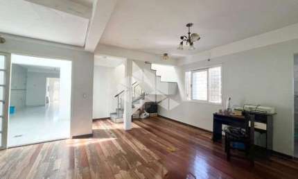 Casa com 3 Quartos à venda, 145m² - Nossa Senhora das Graças