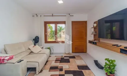 Sobrado 2 dormitórios   1 suíte  á venda no Bairro Nonoai