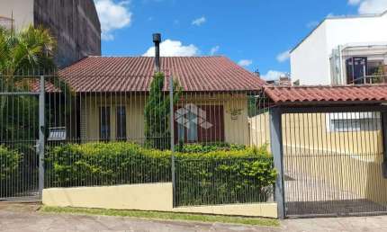 Casa Residencial com 185,32m² 03 Dormitórios 01 suíte- Chácara das Pedras