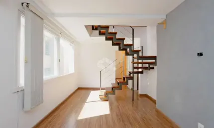 Apartamento com 2 quartos à venda na Avenida Lavras, 177, Petrópolis, Porto Alegre