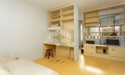 VENDE APARTAMENTO DE 1 DORMITÓRIO/JK CENTRO HISTÓRICO