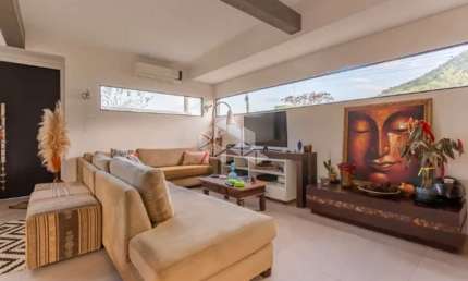 CASA 4 DORMITÓRIOS SENDO 2 SUÍTES NO BAIRRO RIO TAVARES - FLORIANÓPOLIS/SC