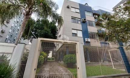 Excelente apartamento de dois dormitórios no centro da Tristeza