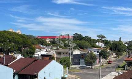 Apartamento novo de 2 quartos, sacada com churrasqueira e vaga no Morro Santana