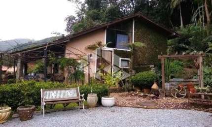 Casa com 2 quartos à venda na Coronel Antonio Lehmkhul, 1956, Centro, Águas Mornas