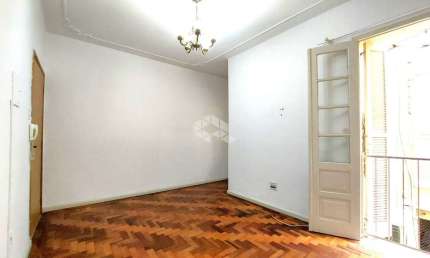 Apartamento 01 dormitório no bairro Farroupilha em Porto Alegre.