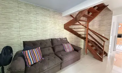 Casa Sobrado de 2 Dormitórios com 1 vaga de Garagem, em Eldorado do Sul.