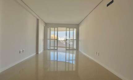 Apartamento de 03 dormitórios à venda no Bairro Panazzolo, Caxias  do Sul