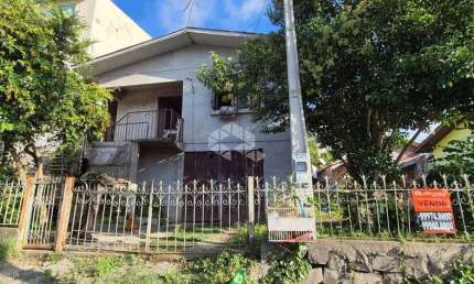 Casa com 3 quartos à venda na Remigio Tartarotti, 589, Primeiro de Maio, Farroupilha