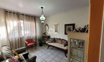 Casa a venda no Bairro Capoeiras  com 3 dormitórios sendo 1 suíte