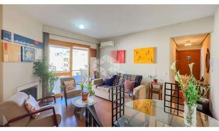 Apartamento de 3 quartos, 1 suíte, lareira, churrasqueira e 1 vaga no Bairro Auxiliadora
