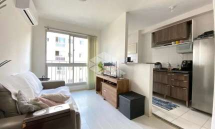 Apartamento com 2 quartos, 1 suíte e 2 vagas no bairro Jardim Itú Sabará!