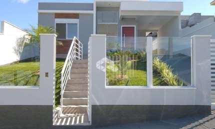 Casa nova, charmosa e pronta pra você morar no bairro Potecas.