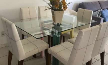 Casa triplex em condomínio fechado na Cachoeira do Bom Jesus
